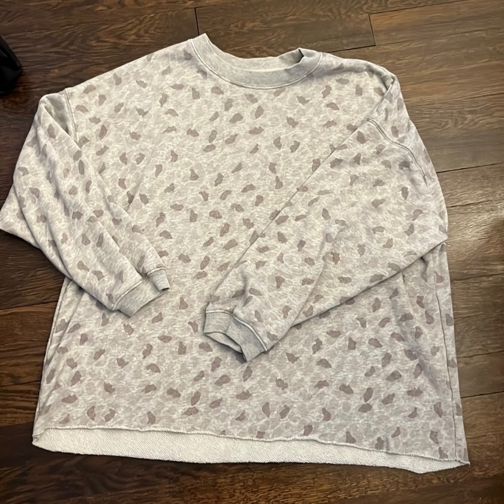Aerie oversized cheetah print sweatshirt
